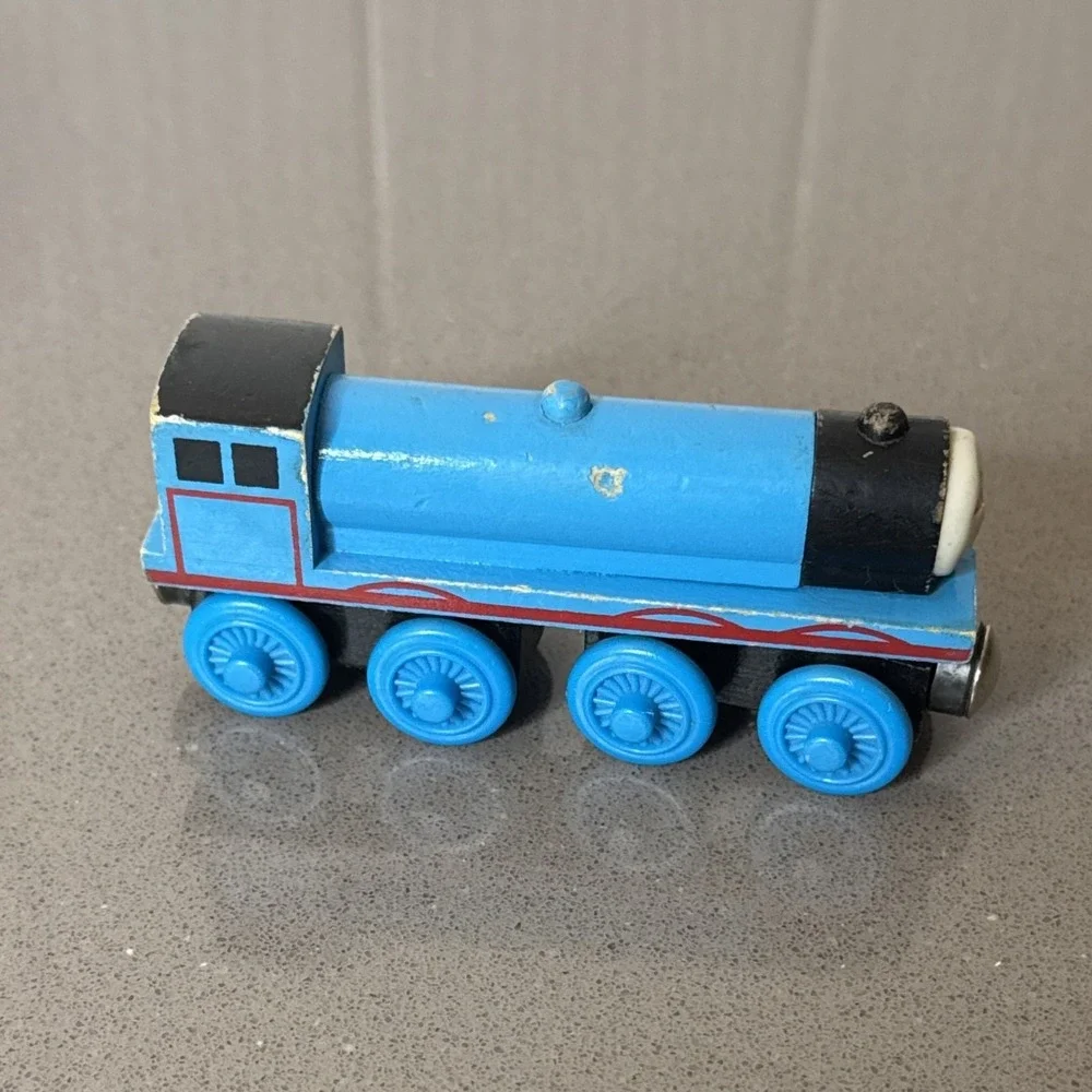 Vintage 1997 GORDON Thomas and Friends Train Wooden Railway Tank Engine Car FC